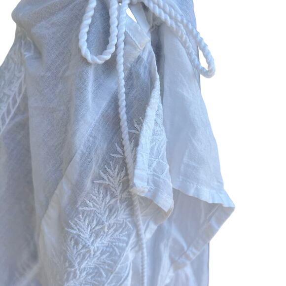 Violeta by Mango Women’s size XL summer top, white with embroidery - Picture 7 of 11